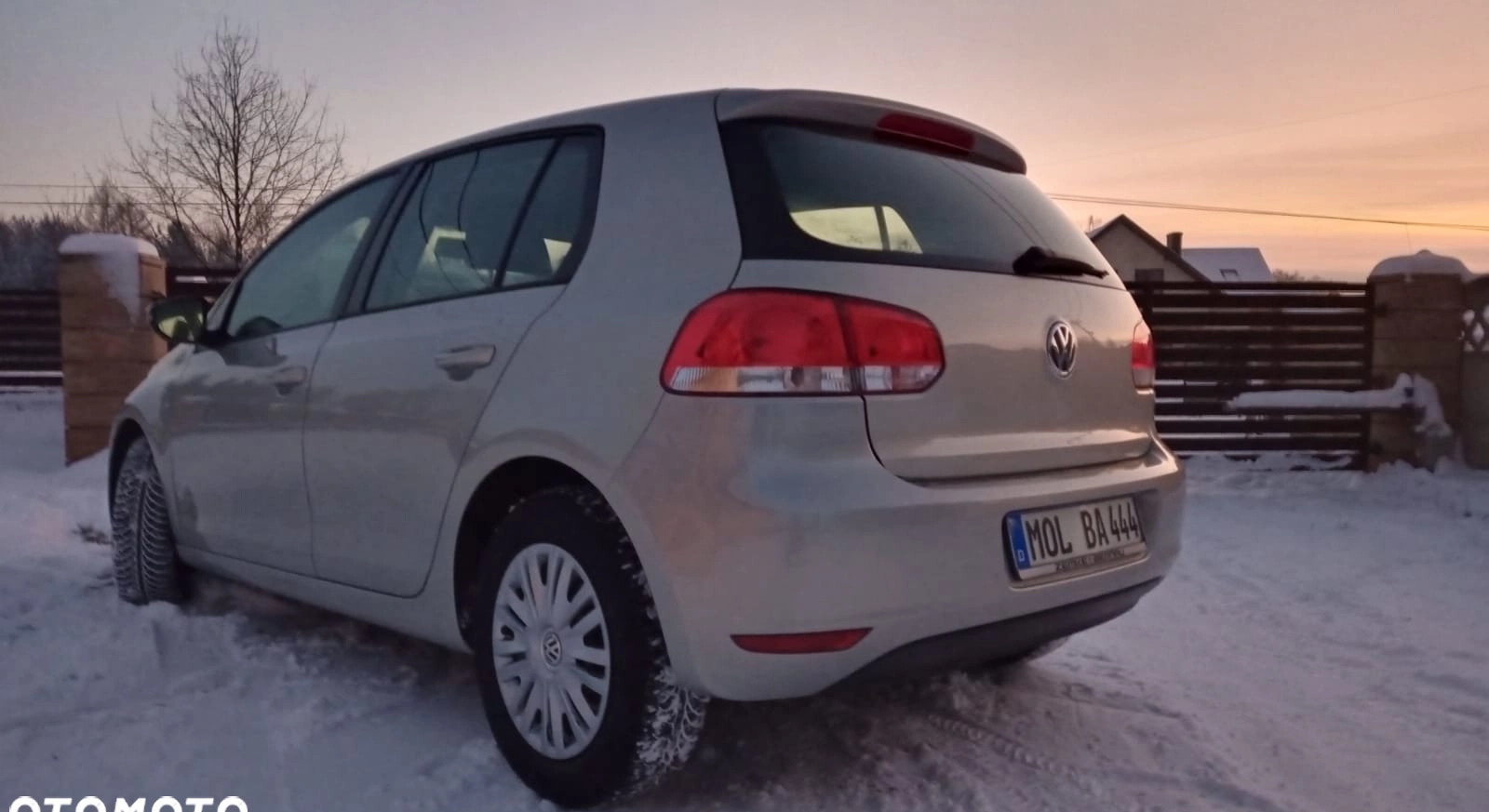 Volkswagen Golf cena 25300 przebieg: 196000, rok produkcji 2010 z Kielce małe 172